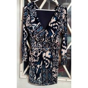 Windsor Geometric Dress Large Aztec Design Long Sleeve V Neck